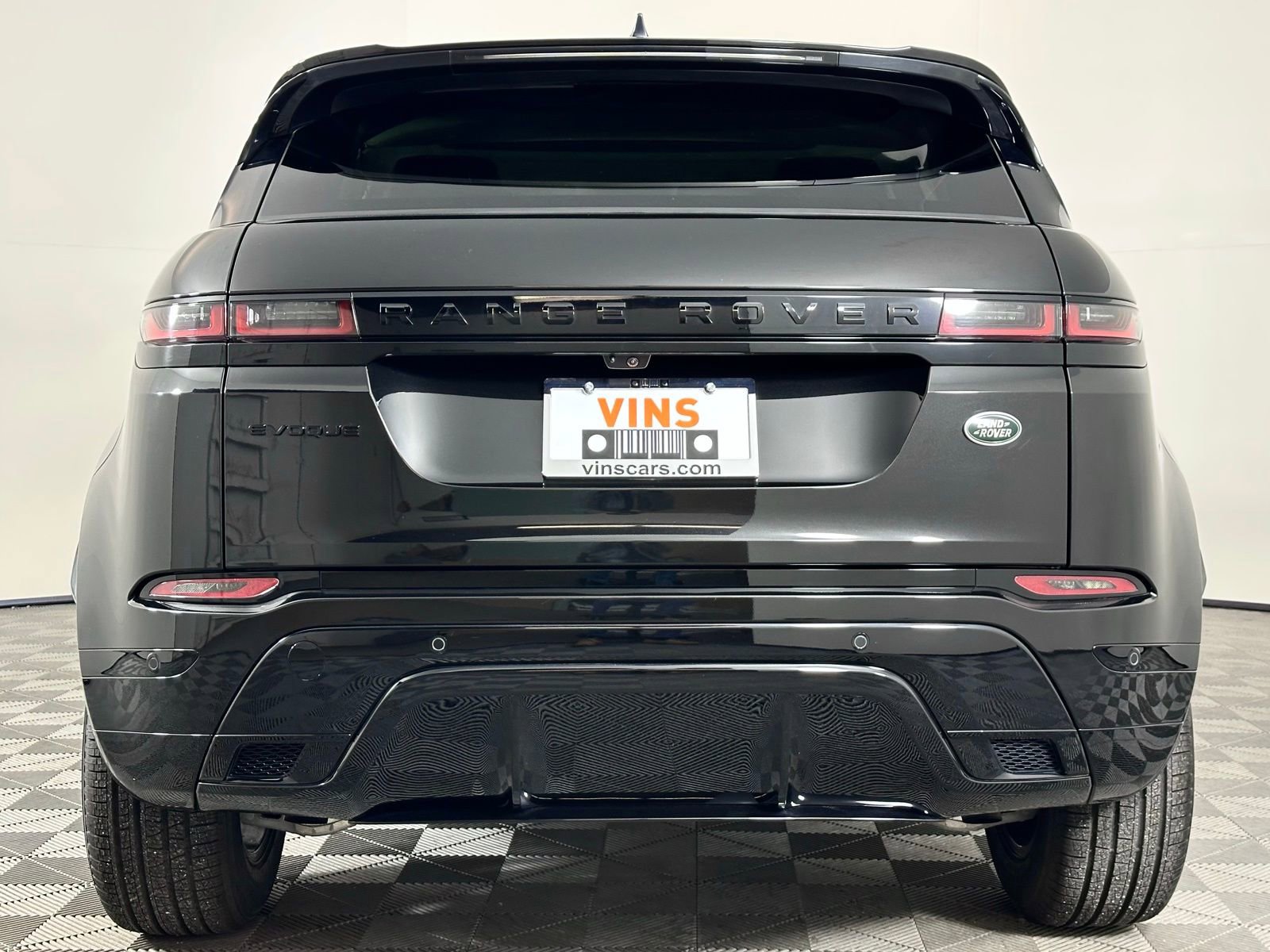 Used 2023 Land Rover Range Rover Evoque R-Dynamic S image 27