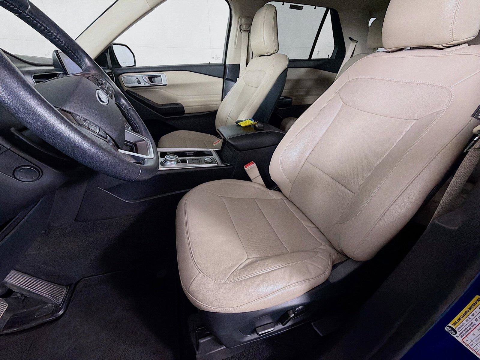 Used 2020 Ford Explorer Limited AWD/4WD image 2