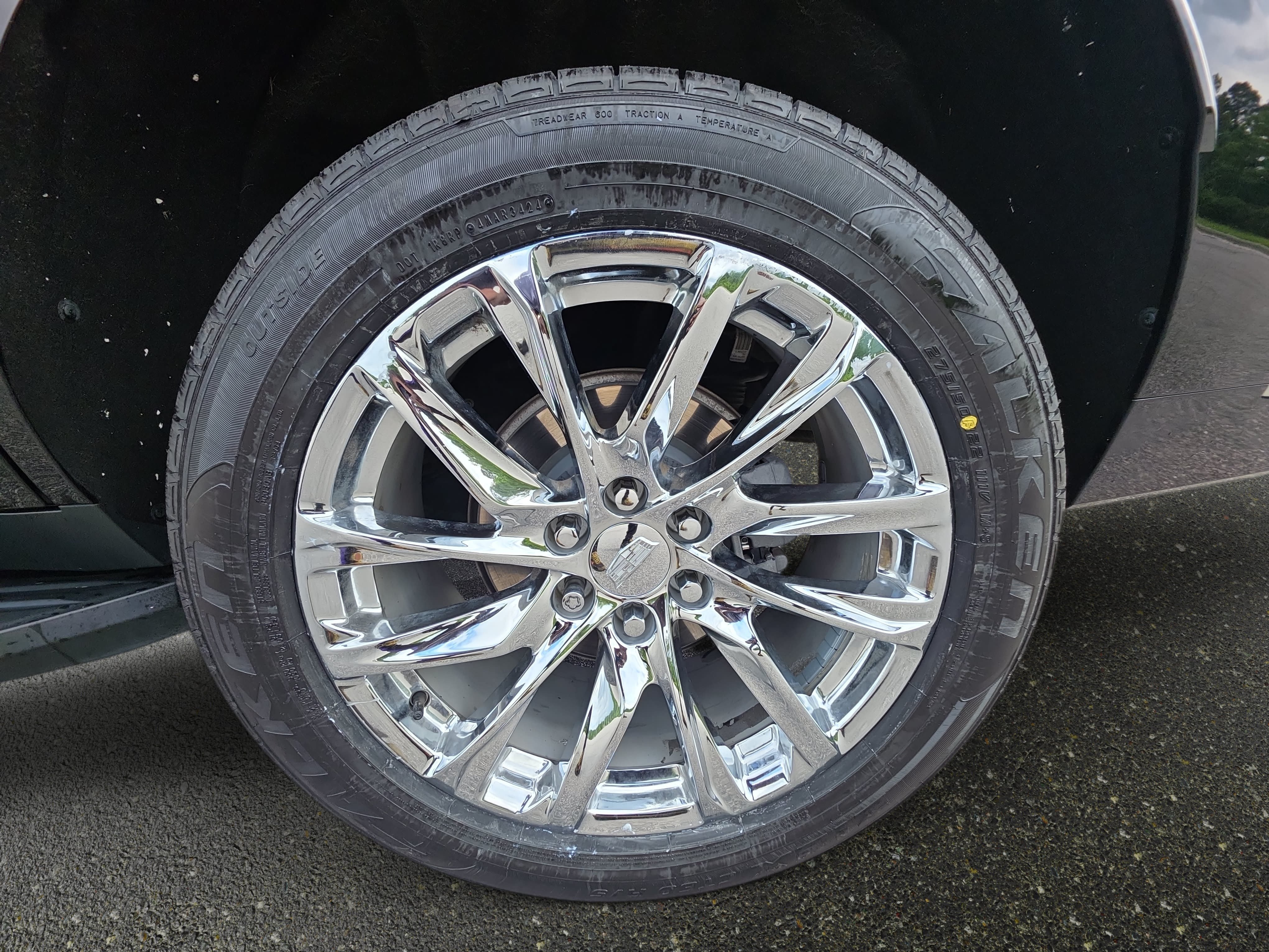 Used 2022 Cadillac Escalade Premium Luxury w/ LPO, Radiant Package AWD/4WD image 35