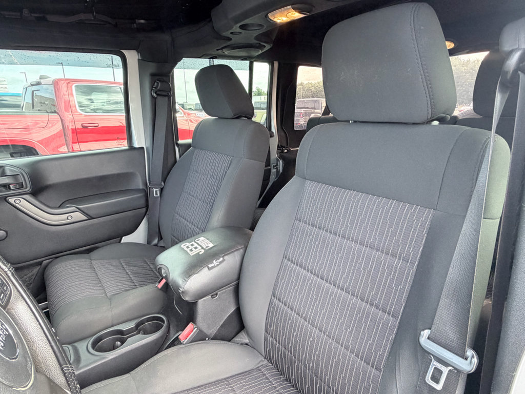Used 2012 Jeep Wrangler Unlimited Sport AWD/4WD image 20