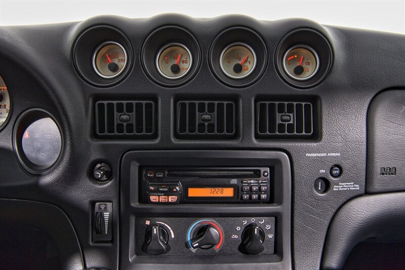 Used 2002 Dodge Viper GTS RWD image 27