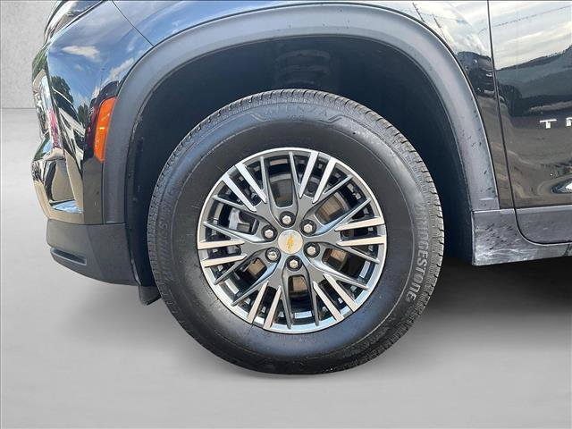 Used 2024 Chevrolet Traverse LT FWD image 8