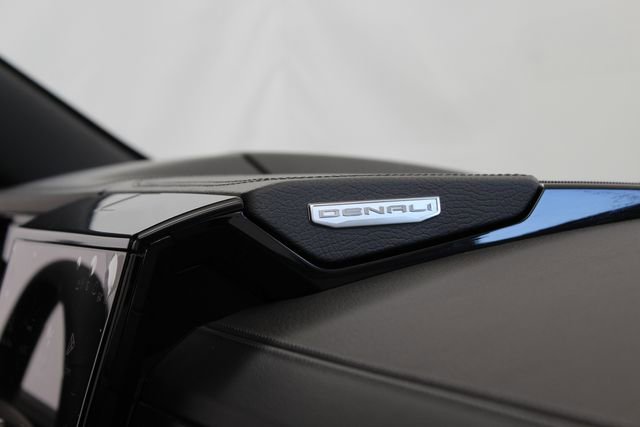 New 2026 GMC Yukon Denali w/ Advanced Technology Package AWD/4WD image 39