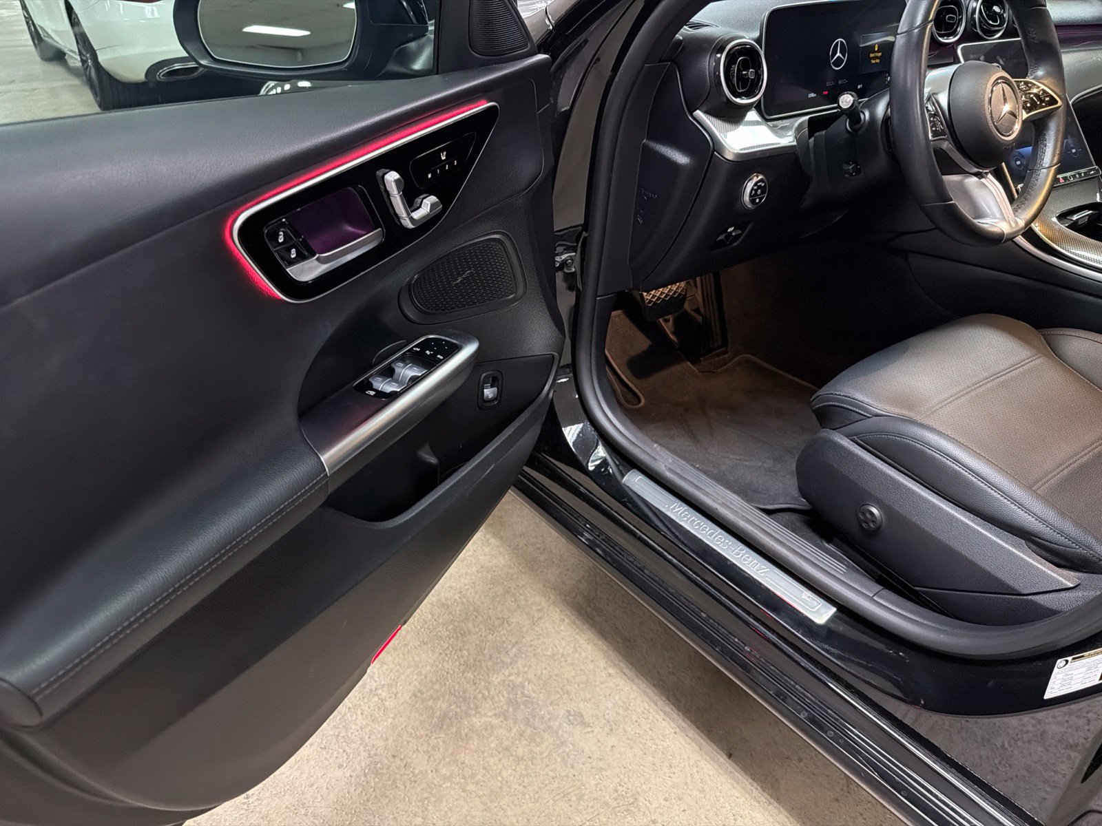 Certified 2023 Mercedes-Benz C 300 Sedan image 6