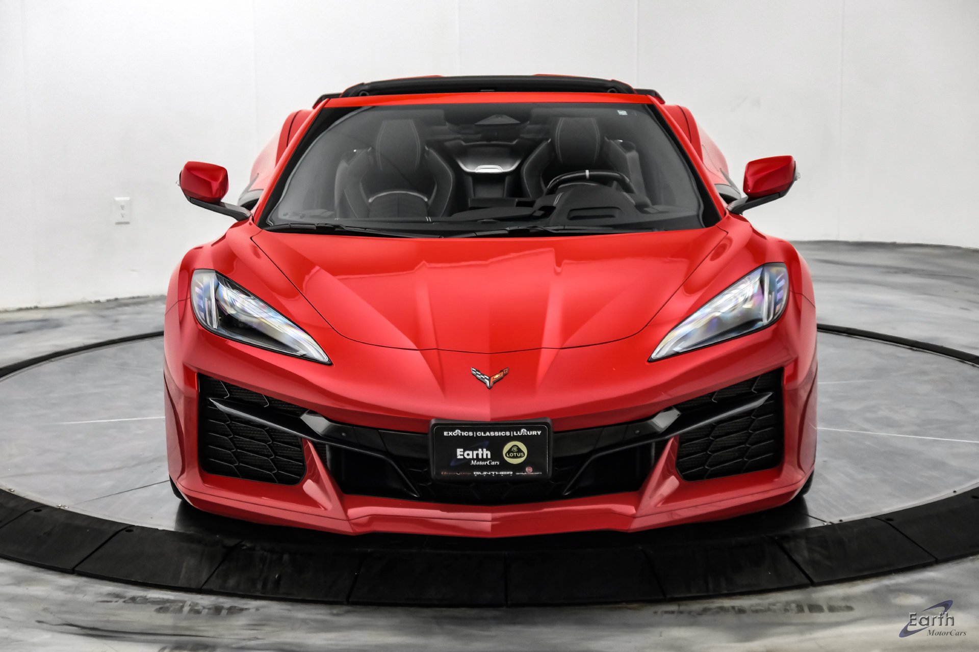 Used 2024 Chevrolet Corvette Z06 RWD image 39