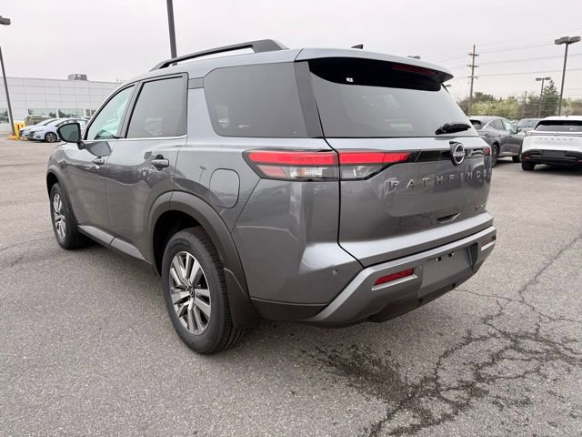 New 2026 Nissan Pathfinder SL image 7