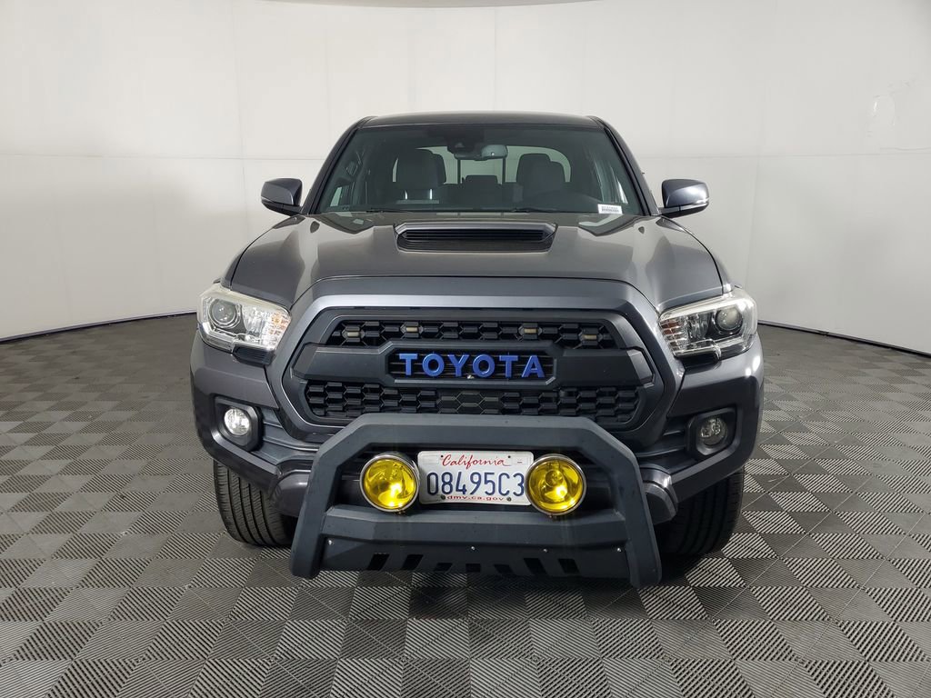 Used 2021 Toyota Tacoma TRD Sport w/ Technology Package image 9