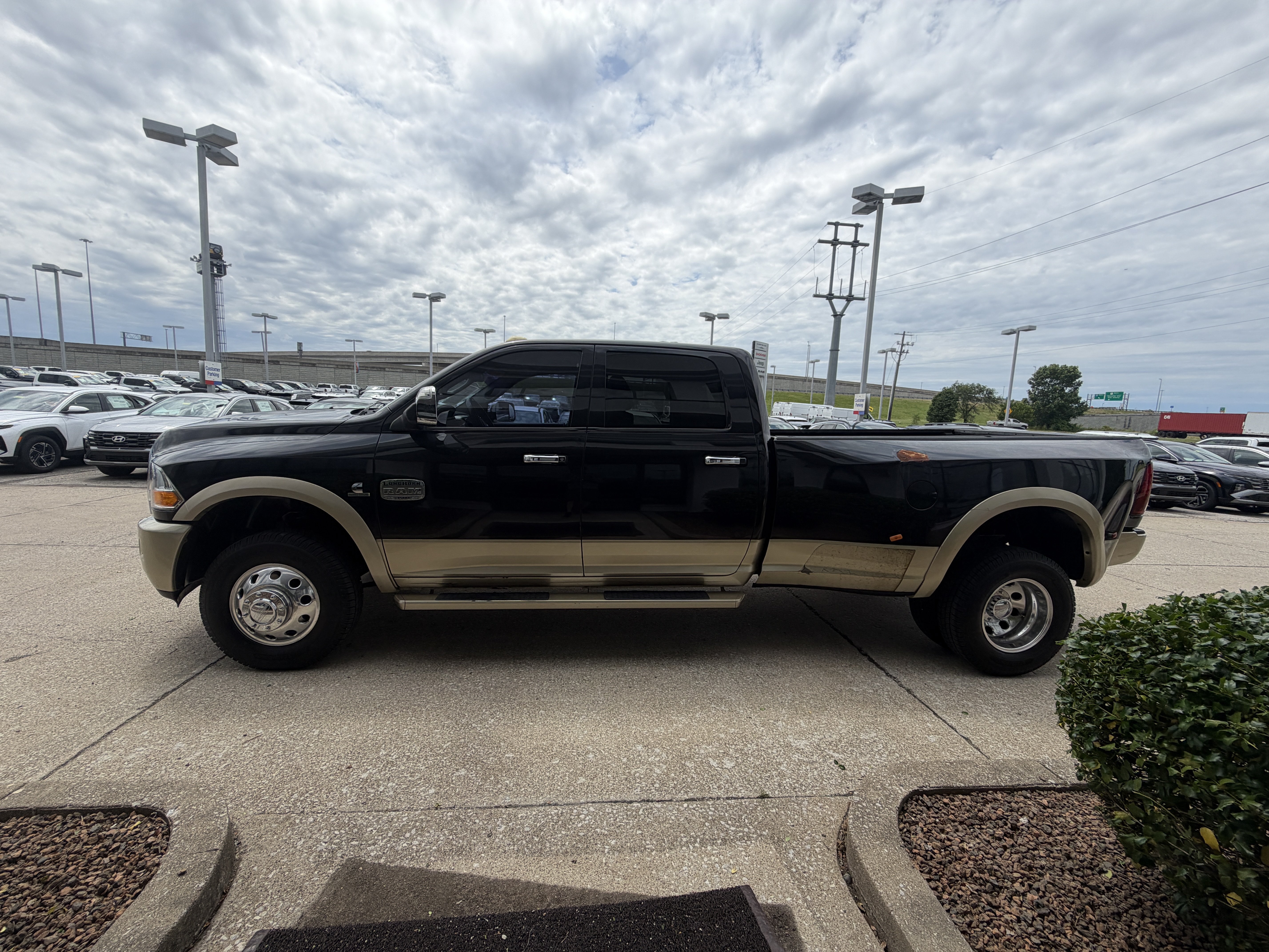 Used 2011 RAM 3500 Laramie Longhorn w/ Protection Group AWD/4WD image 13
