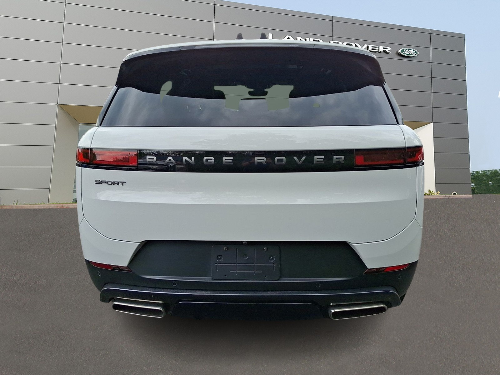 Used 2025 Land Rover Range Rover Sport AWD/4WD image 7