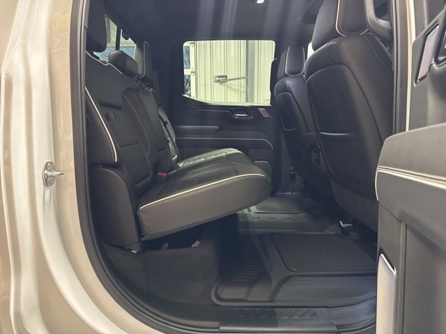 Used 2025 GMC Sierra 1500 AT4X image 28