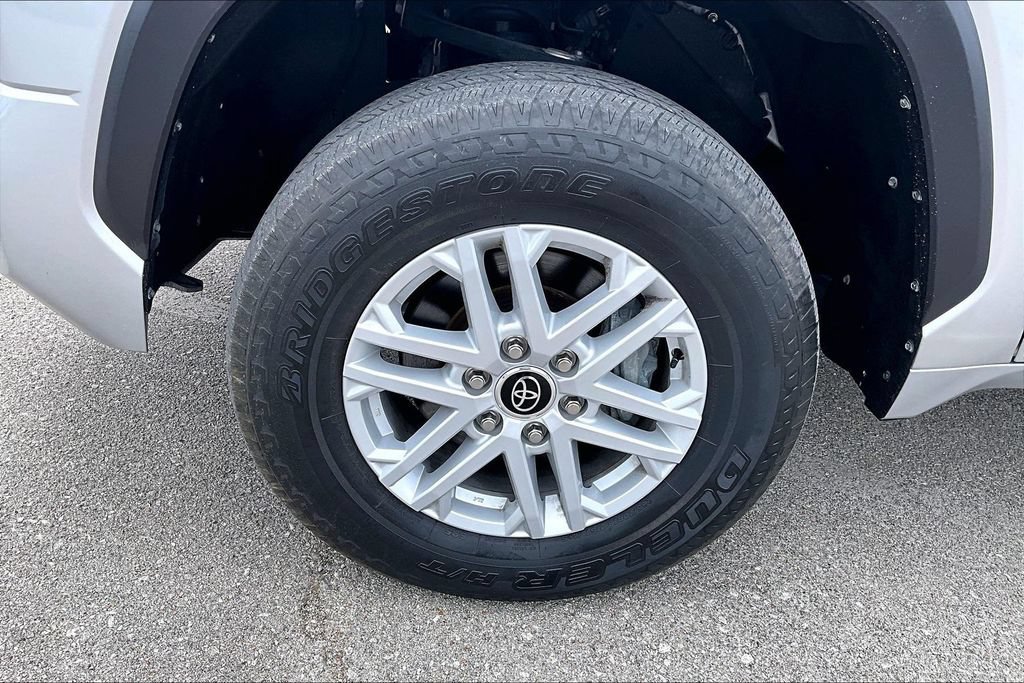 Used 2024 Toyota Tundra SR5 AWD/4WD image 11