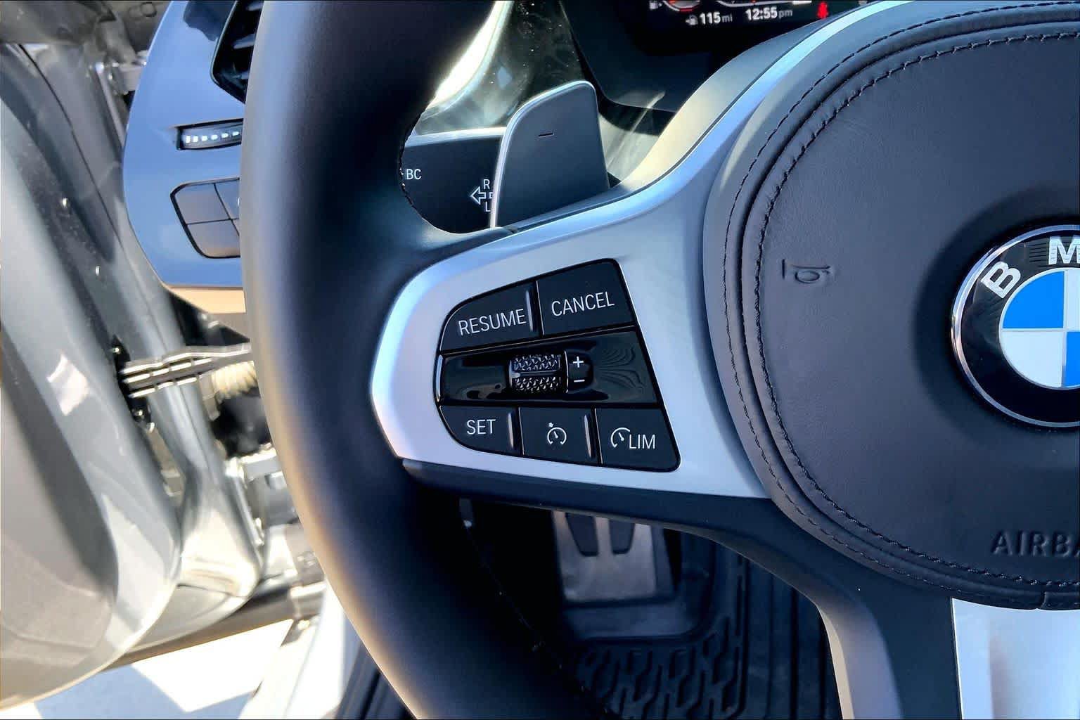 Certified 2025 BMW Z4 sDrive30i w/ Shadowloine Package RWD image 17