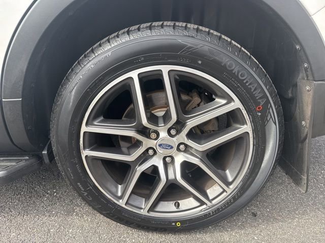 Used 2018 Ford Explorer Sport image 20
