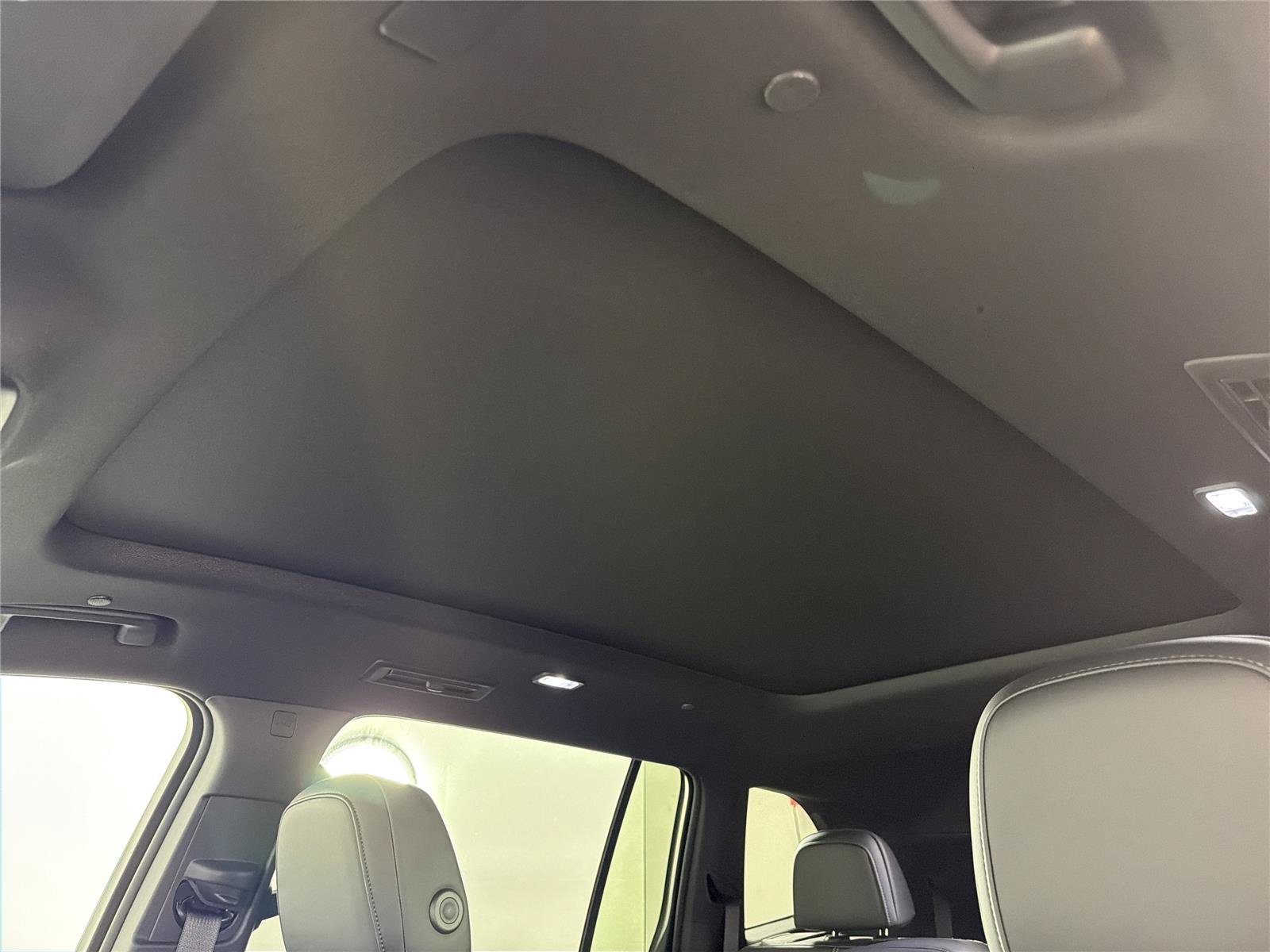 New 2026 GMC Acadia Elevation w/ Black Edition FWD image 33