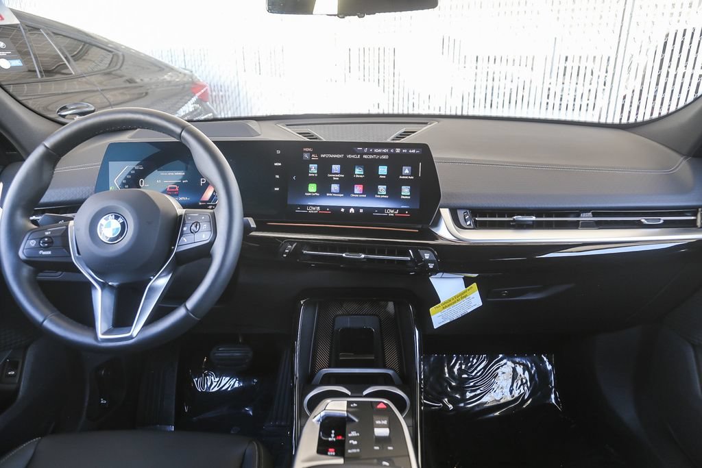 Used 2026 BMW X2 xDrive28i AWD/4WD image 30