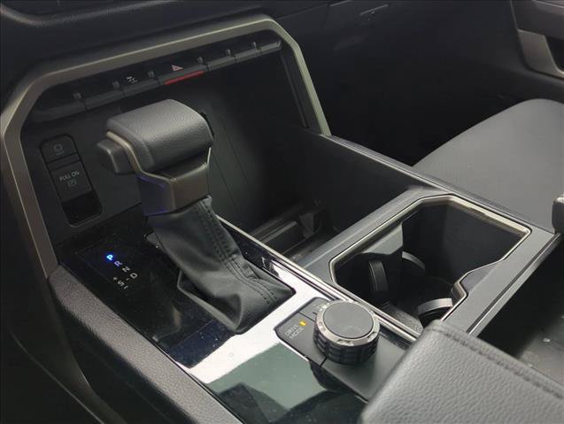 Used 2022 Toyota Tundra SR5 w/ SR5 Convenience Package RWD image 21