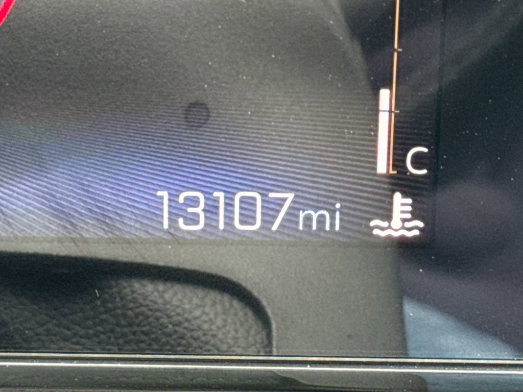 Used 2025 Chevrolet Trax ACTIV w/ Sunroof Package image 20