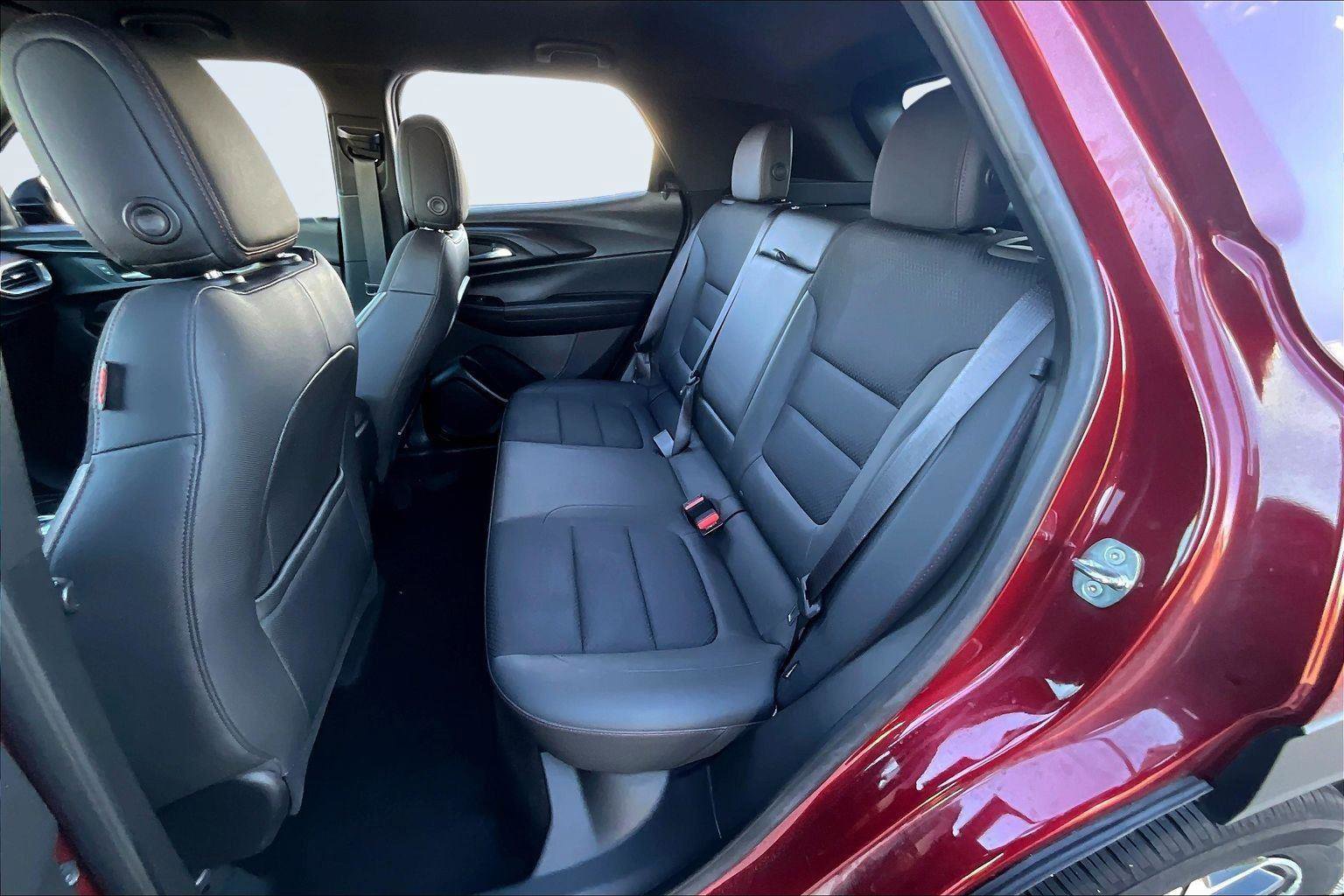 Used 2023 Chevrolet TrailBlazer RS w/ Convenience Package image 26