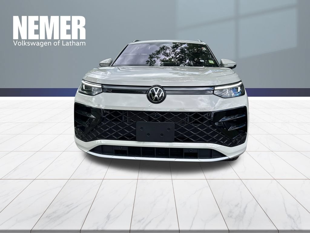 New 2026 Volkswagen Tiguan SEL R-Line AWD/4WD image 6