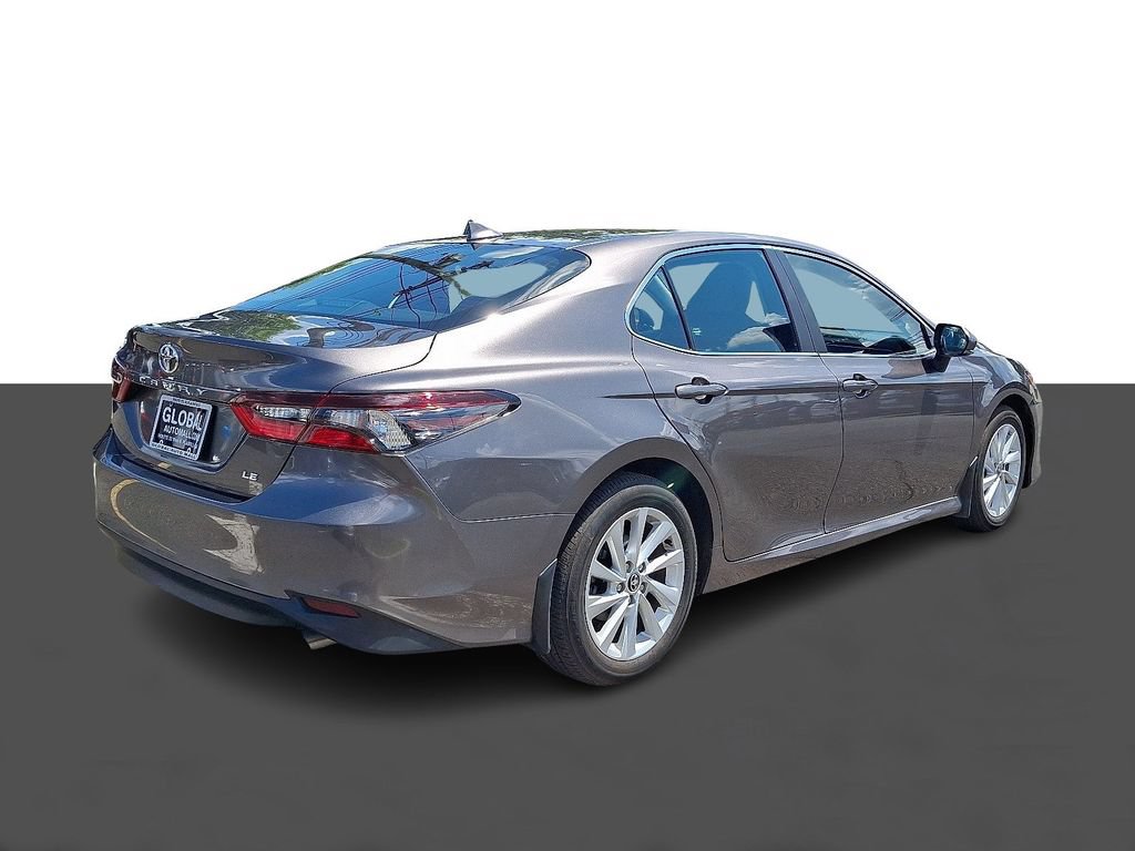 Used 2024 Toyota Camry LE FWD image 7