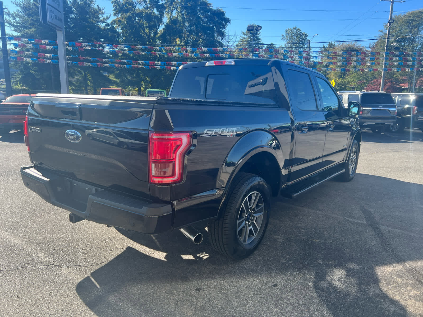 Used 2017 Ford F150 Lariat image 8