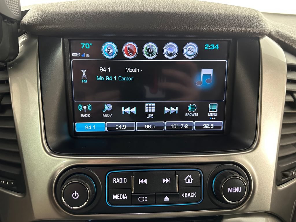 Used 2020 Chevrolet Suburban LT AWD/4WD image 16