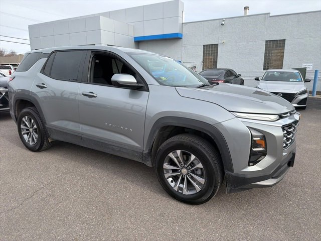 Used 2025 Chevrolet Equinox LT image 11