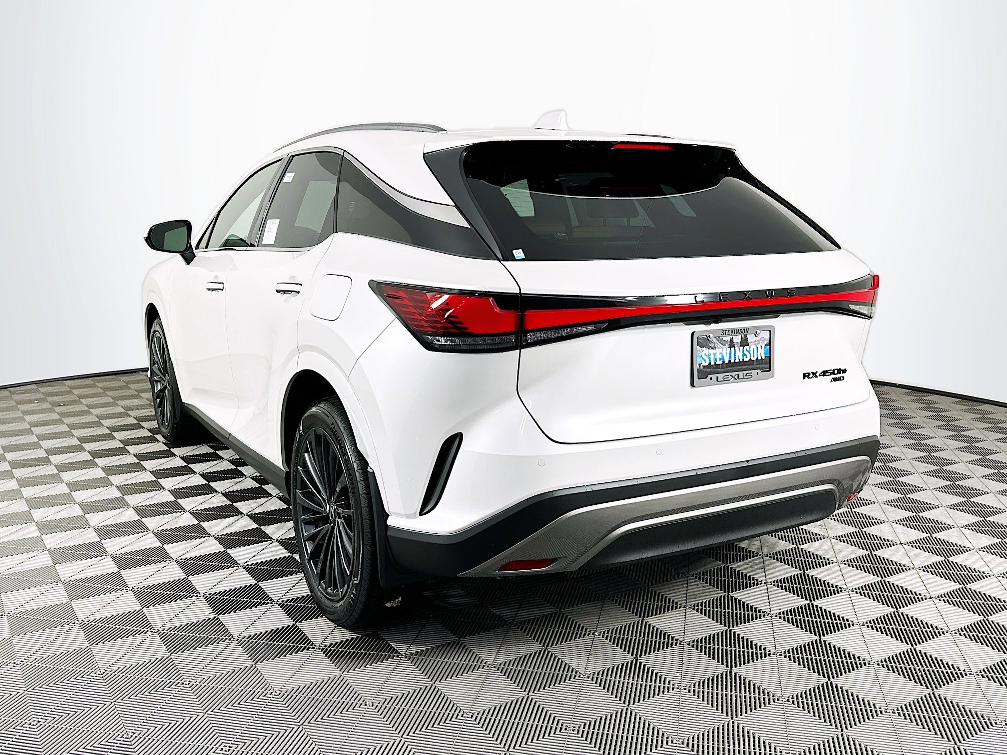 New 2026 Lexus RX 450h AWD image 5