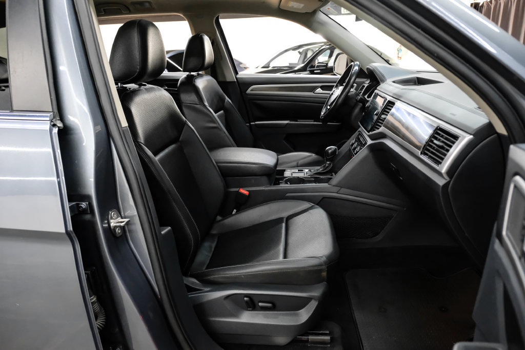 Used 2018 Volkswagen Atlas SEL FWD image 39