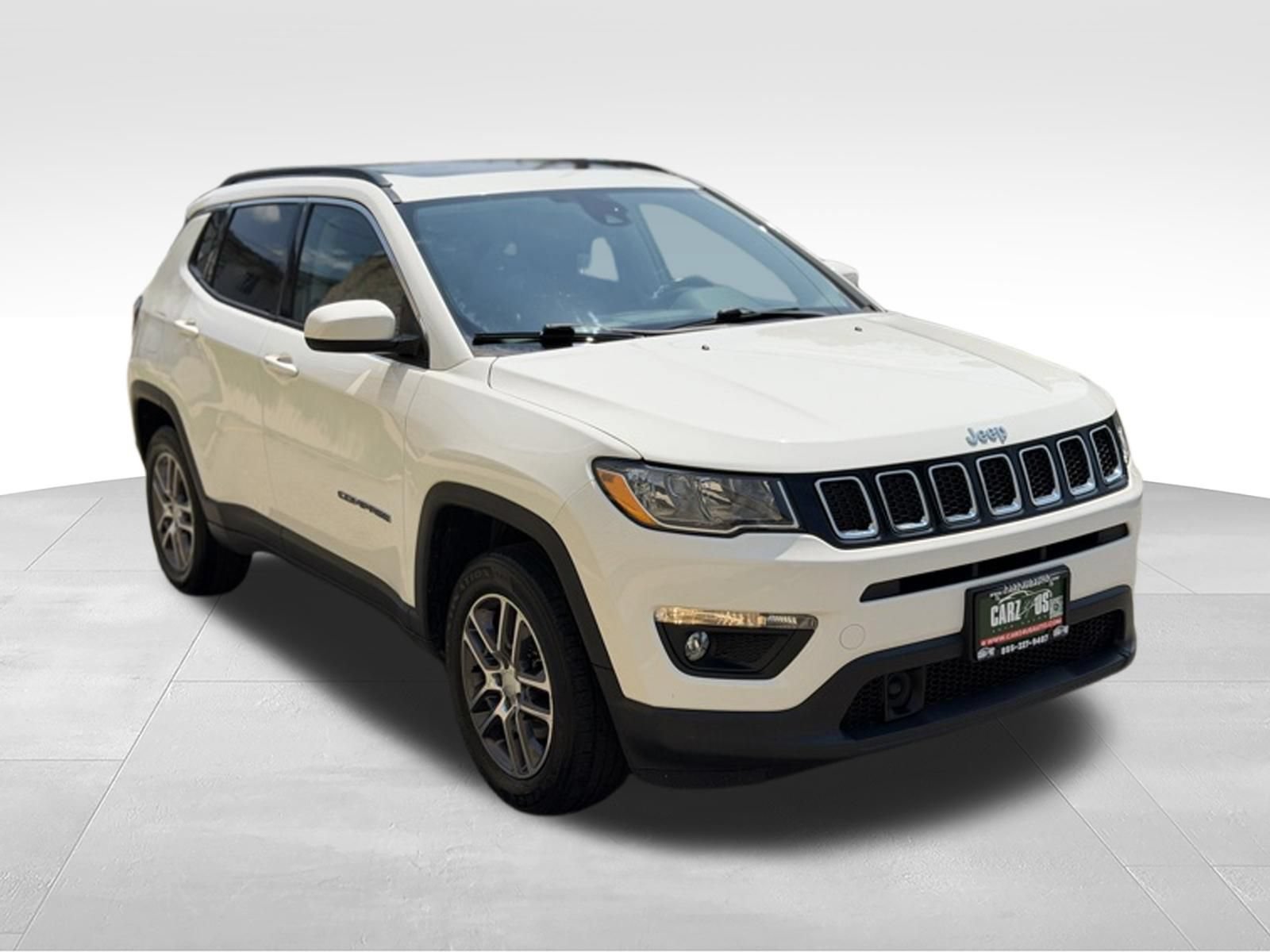 Used 2020 Jeep Compass Latitude AWD/4WD image 3