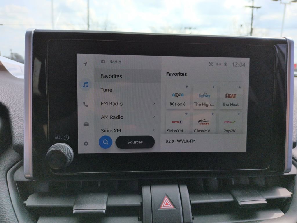 Used 2023 Toyota RAV4 XLE image 19