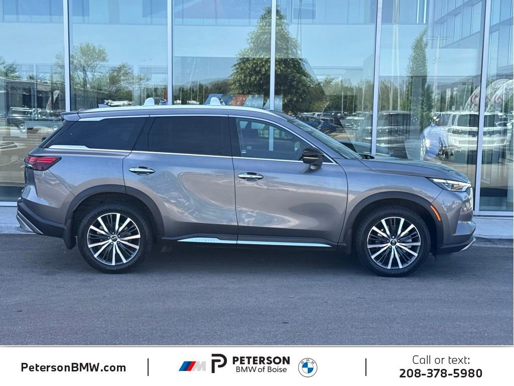 Used 2023 INFINITI QX60 Sensory w/ Cargo Package AWD/4WD image 6