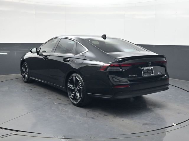 Used 2025 Honda Accord Sport image 6