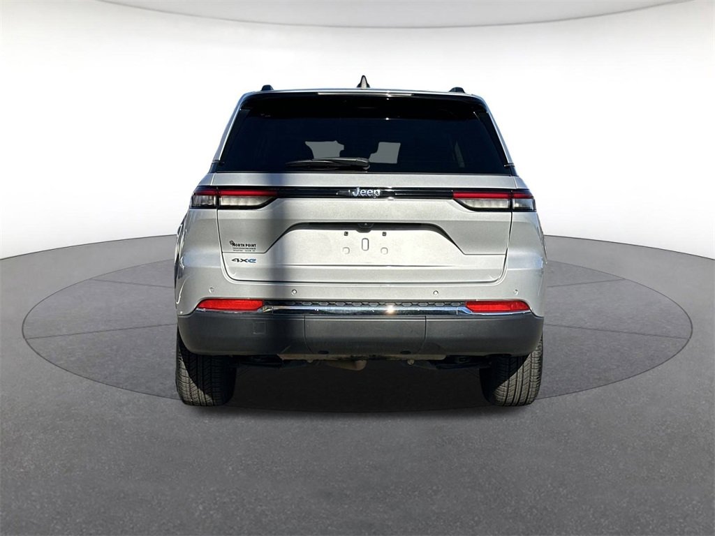 Used 2024 Jeep Grand Cherokee Limited 4xe image 4