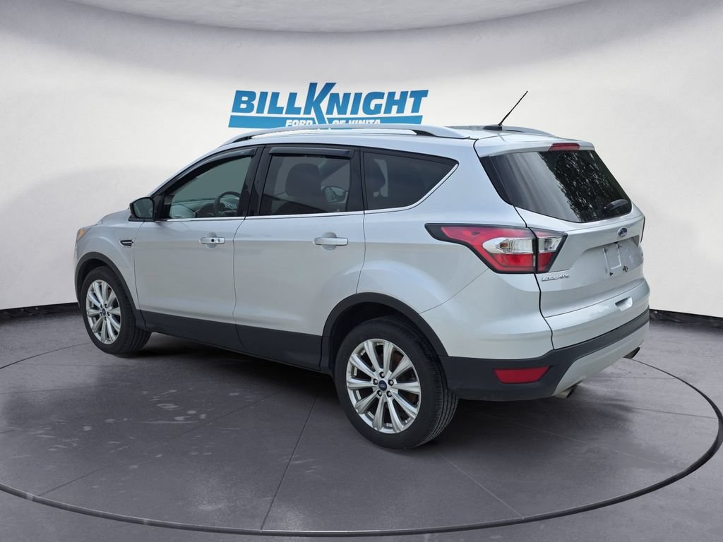Used 2017 Ford Escape Titanium AWD/4WD image 3