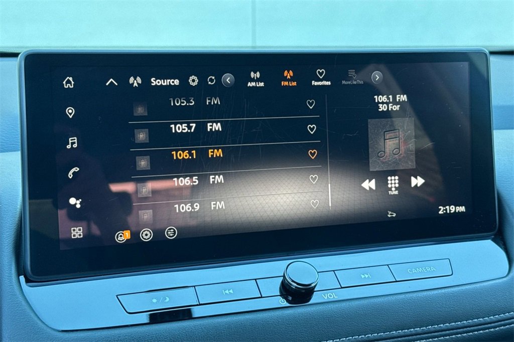 Certified 2025 Nissan Rogue SL w/ SL Premium Package image 17