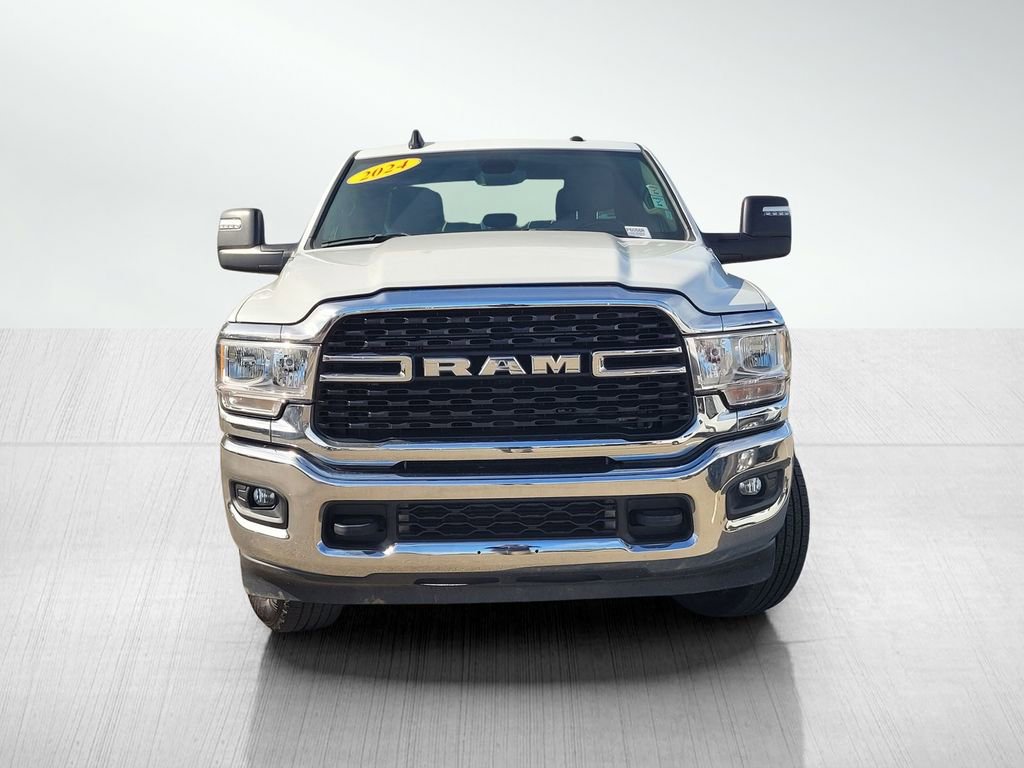 Used 2024 RAM 3500 Big Horn AWD/4WD image 2