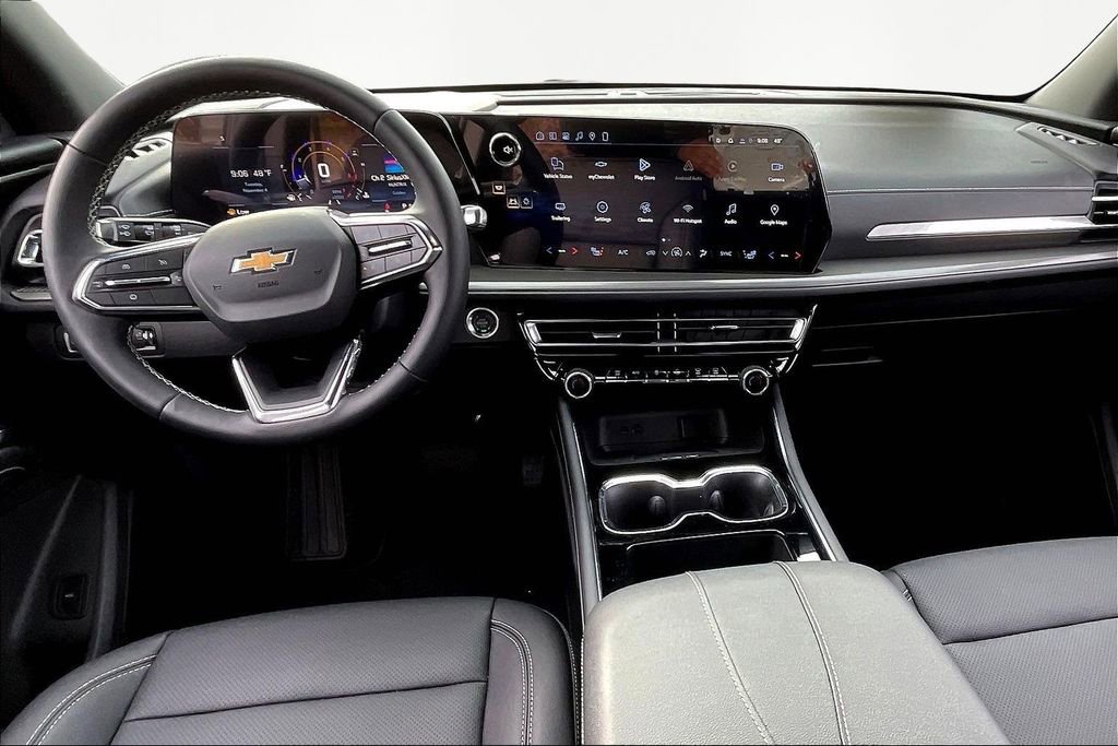 Certified 2026 Chevrolet Traverse LT w/ Driver Confidence Package image 8