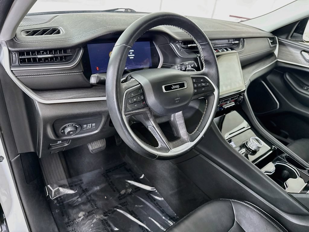 Used 2021 Jeep Grand Cherokee L Limited AWD/4WD image 19