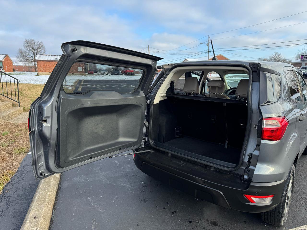 Used 2018 Ford EcoSport S FWD image 22