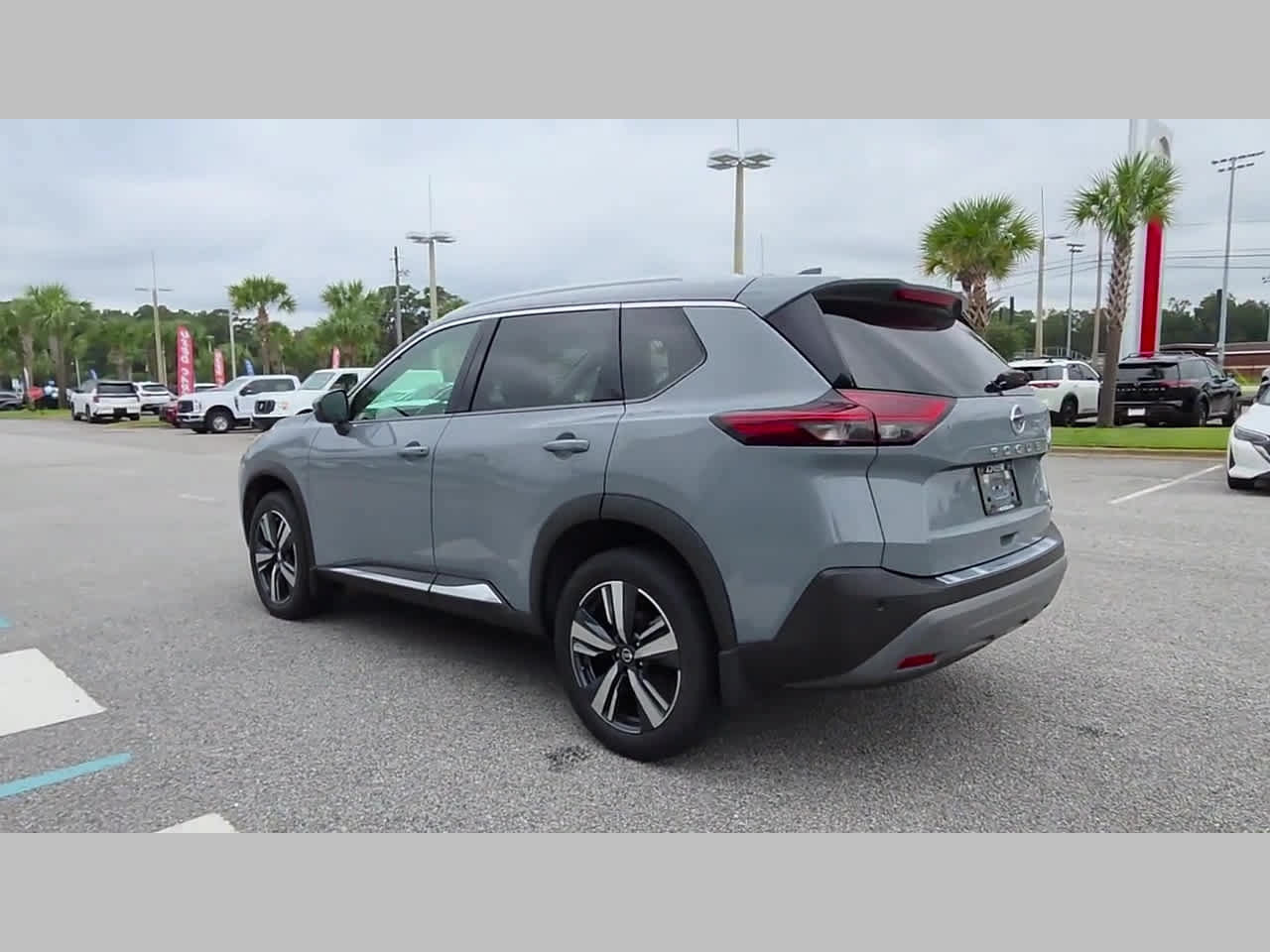 Used 2021 Nissan Rogue SL w/ Premium Package FWD image 30