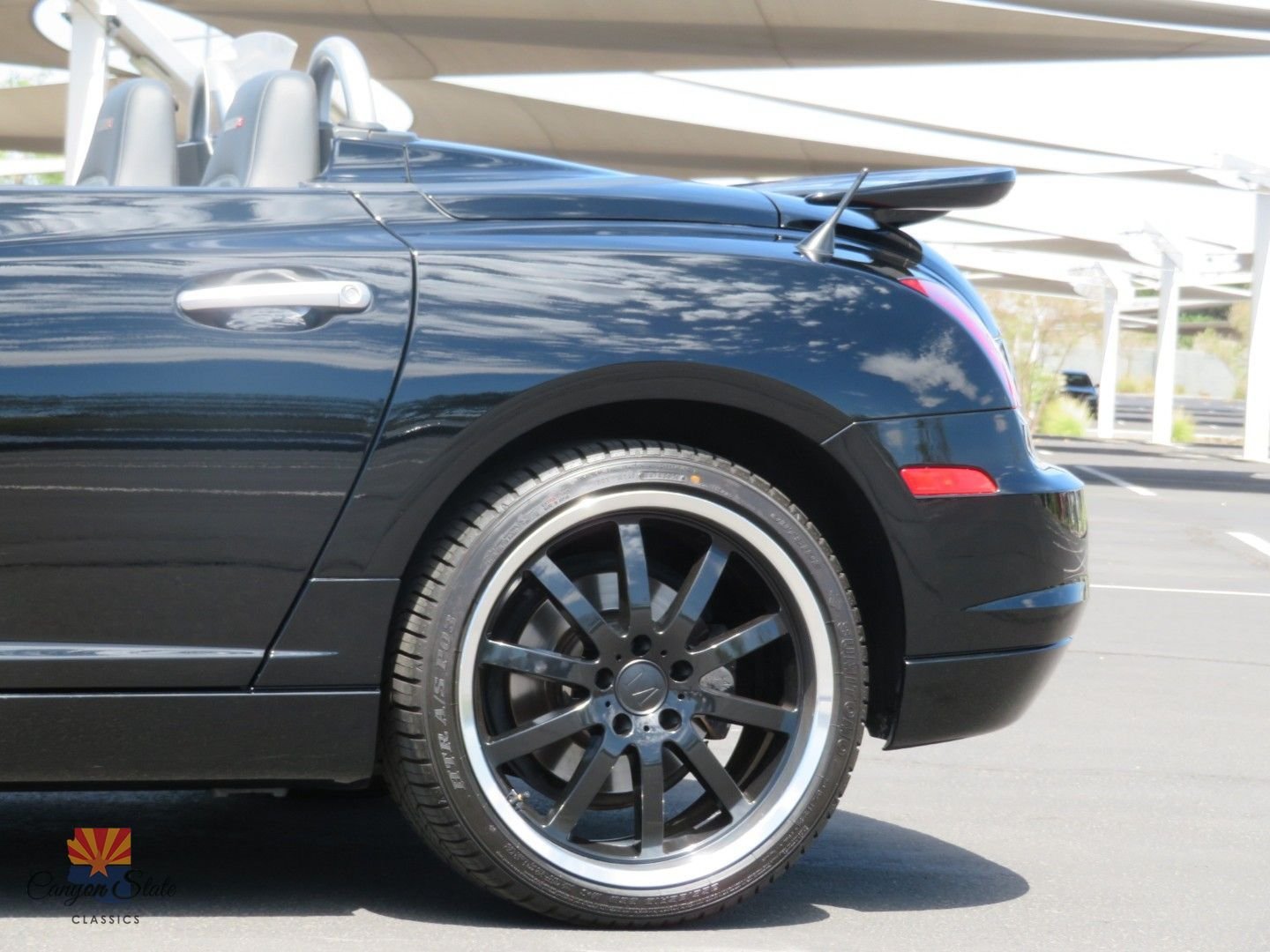 Used 2005 Chrysler Crossfire SRT-6 RWD image 20