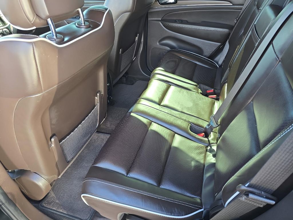 Used 2019 Jeep Grand Cherokee Overland image 39