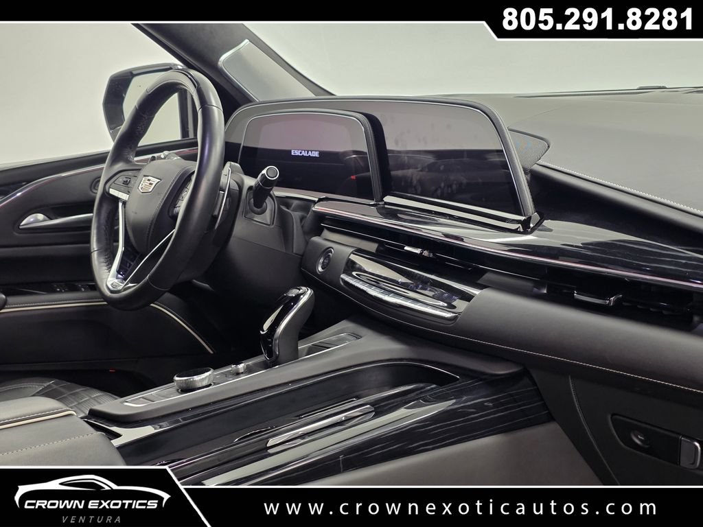 Used 2024 Cadillac Escalade V w/ LPO, ONYX Package AWD/4WD image 12