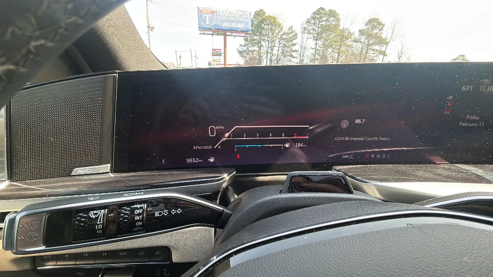 Used 2025 Cadillac Escalade Sport w/ Touring Package image 12