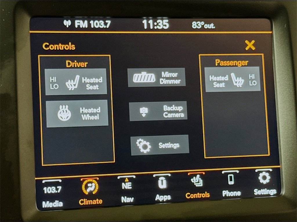 Used 2023 Jeep Cherokee Altitude Lux image 18