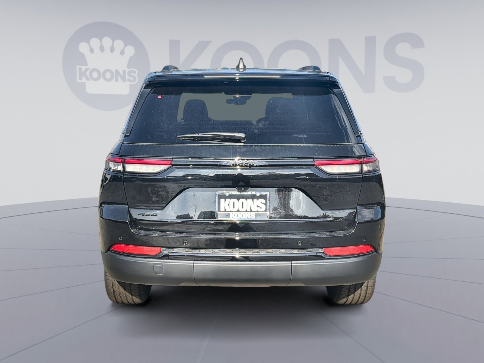 New 2025 Jeep Grand Cherokee Laredo image 5