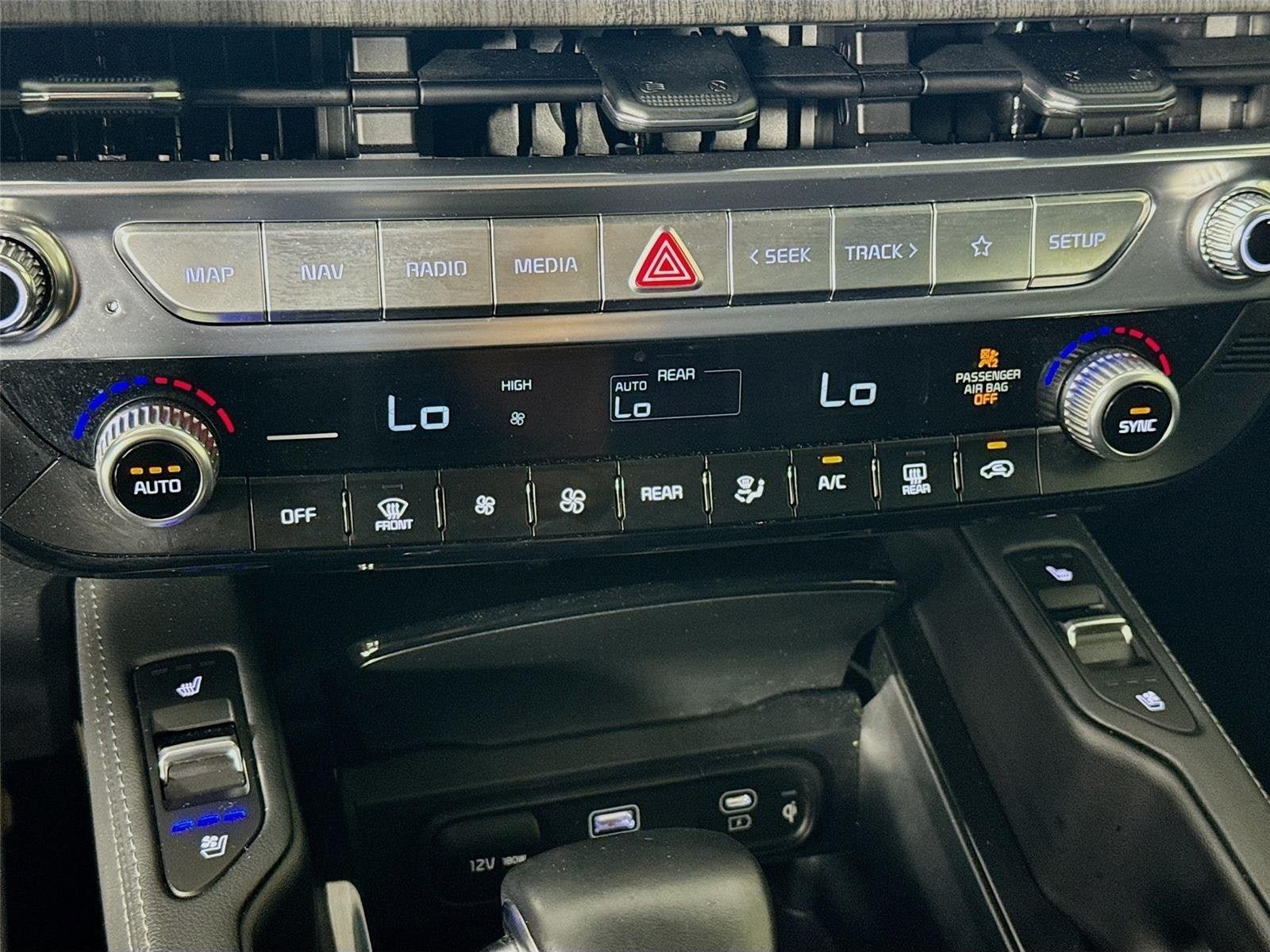 Certified 2024 Kia Telluride SX Prestige AWD/4WD image 18