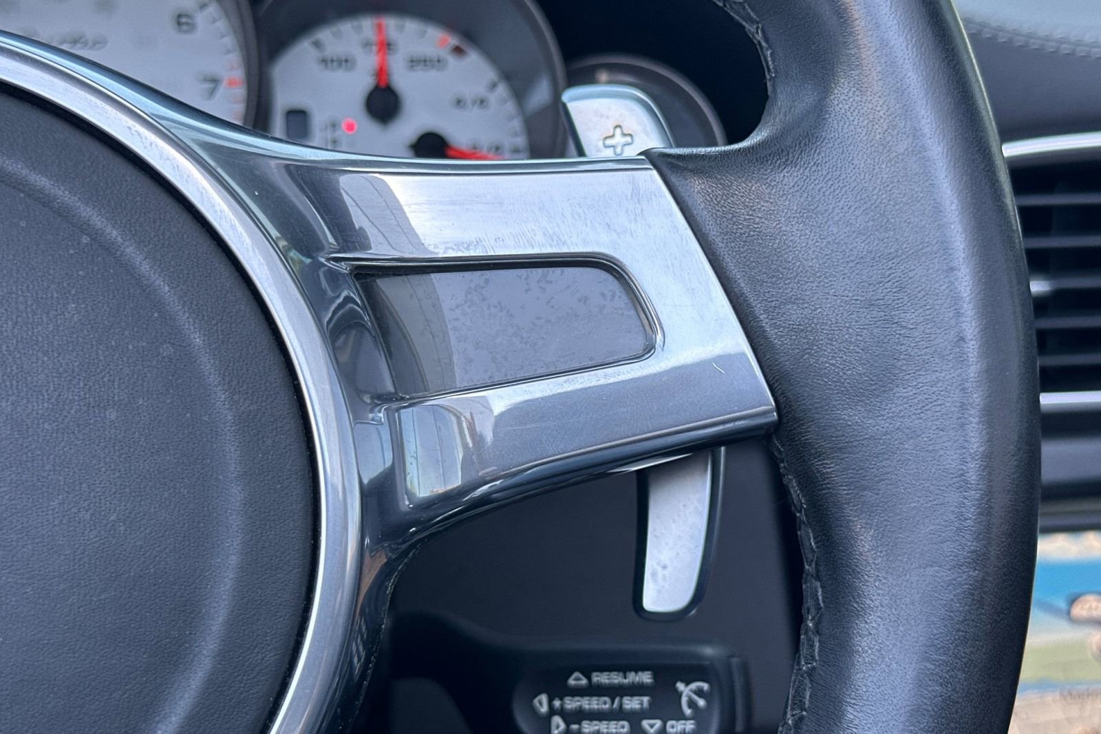 Used 2011 Porsche 911 Turbo image 30