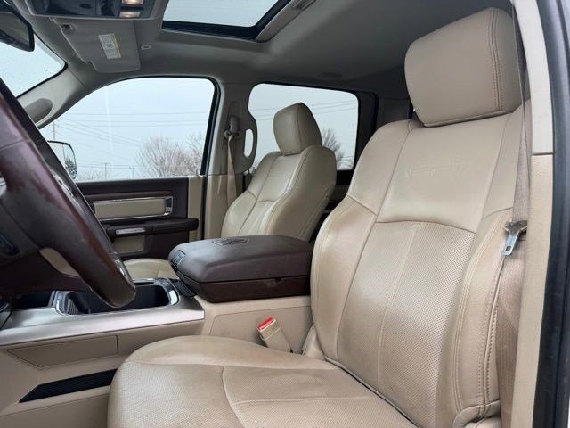 Used 2018 RAM 2500 Laramie w/ Snow Chief Group image 2